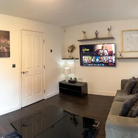Amersham Park Apartment-2